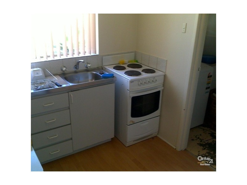 10 Rason Close, Cooloongup WA 6168