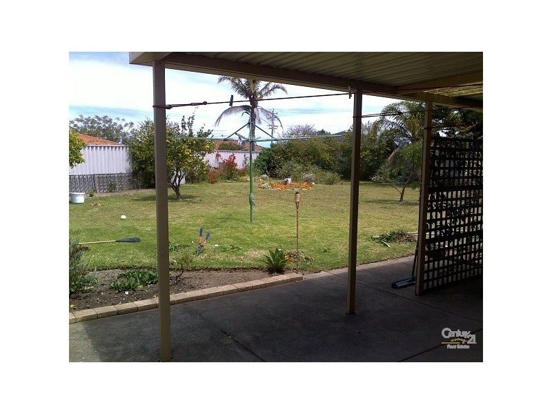 10 Rason Close, Cooloongup WA 6168
