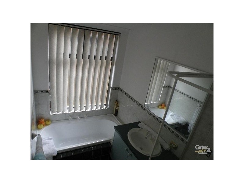 28 Boyle Avenue, Rockingham WA 6168