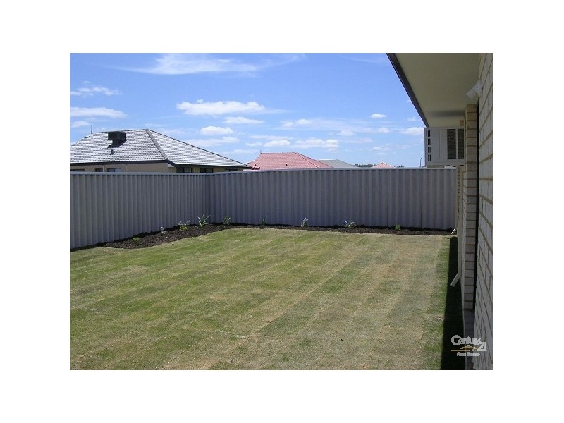 40 Toledo Circuit, Port Kennedy WA 6172
