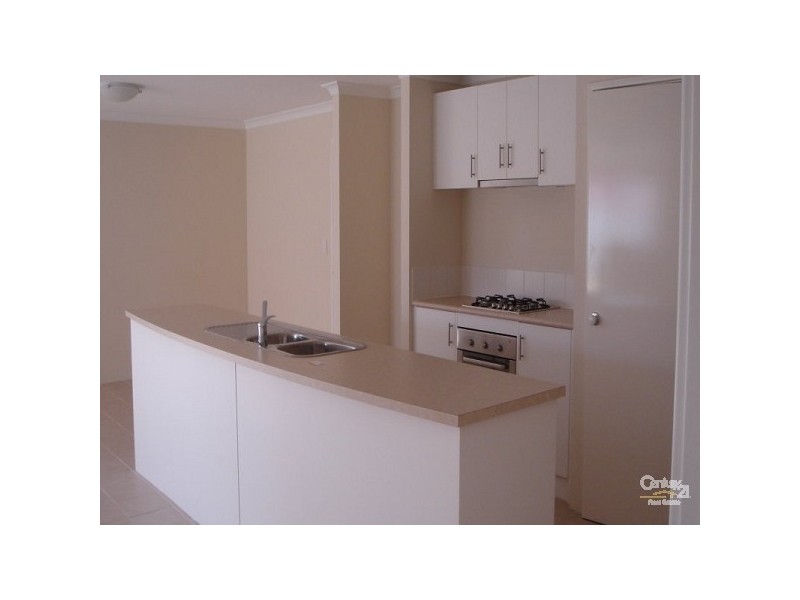 18 Mandalay Bend, Secret Harbour WA 6173