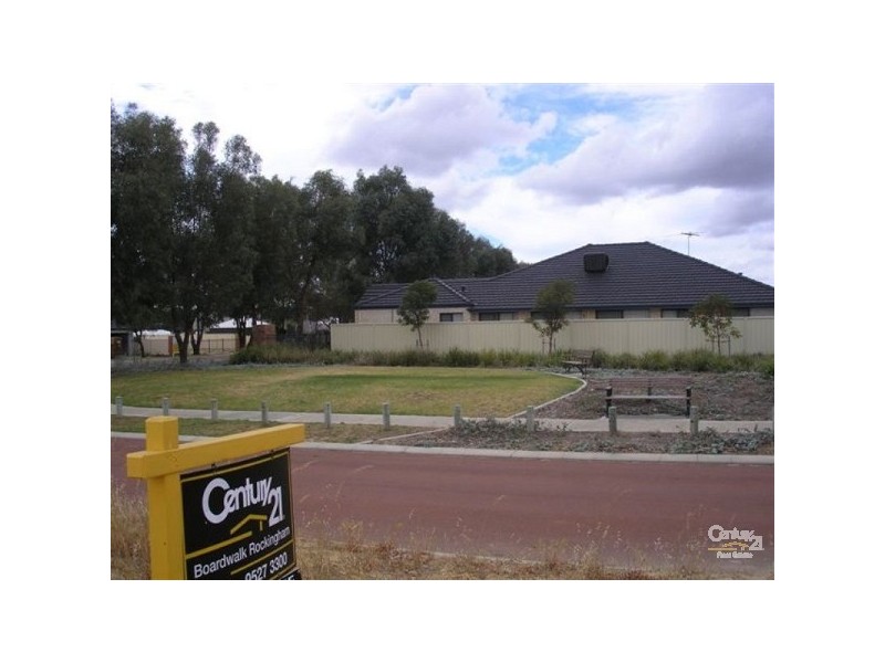 16 Edgecumbe Tce, Baldivis WA 6171