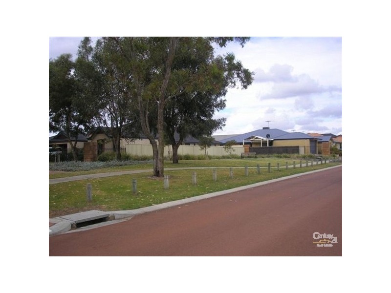 16 Edgecumbe Tce, Baldivis WA 6171