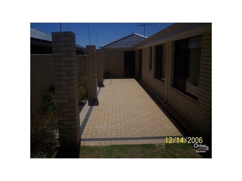 20 Harrington Waters Drive, Waikiki WA 6169