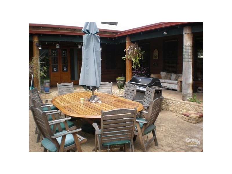 17 Ninda Road, Shoalwater WA 6169