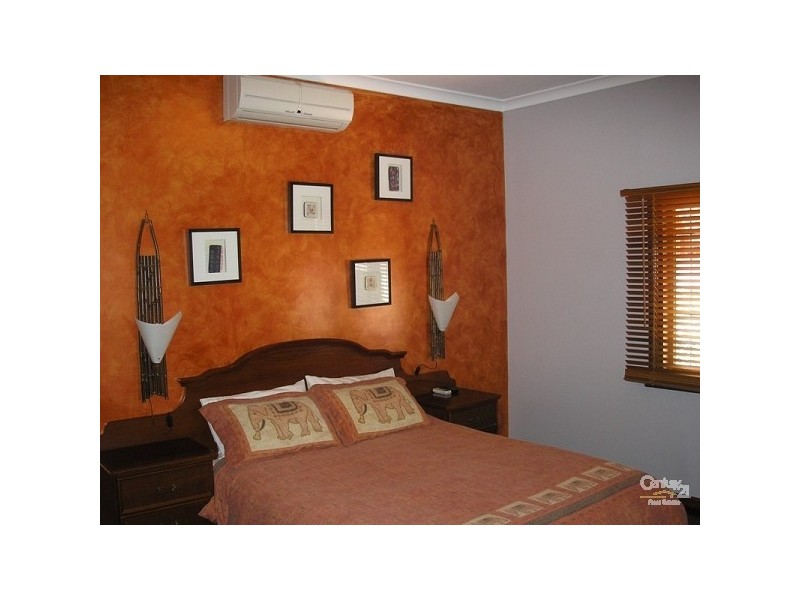 17 Ninda Road, Shoalwater WA 6169