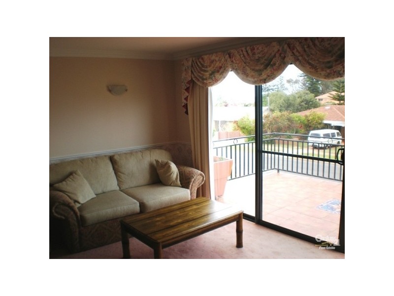 110 Penguin Road, Safety Bay WA 6169