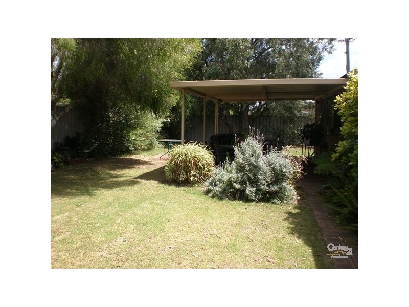 1 Burnside Way, Waikiki WA 6169