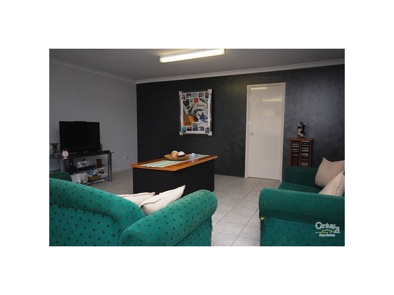 4 Dunkirk Court, Port Kennedy WA 6172