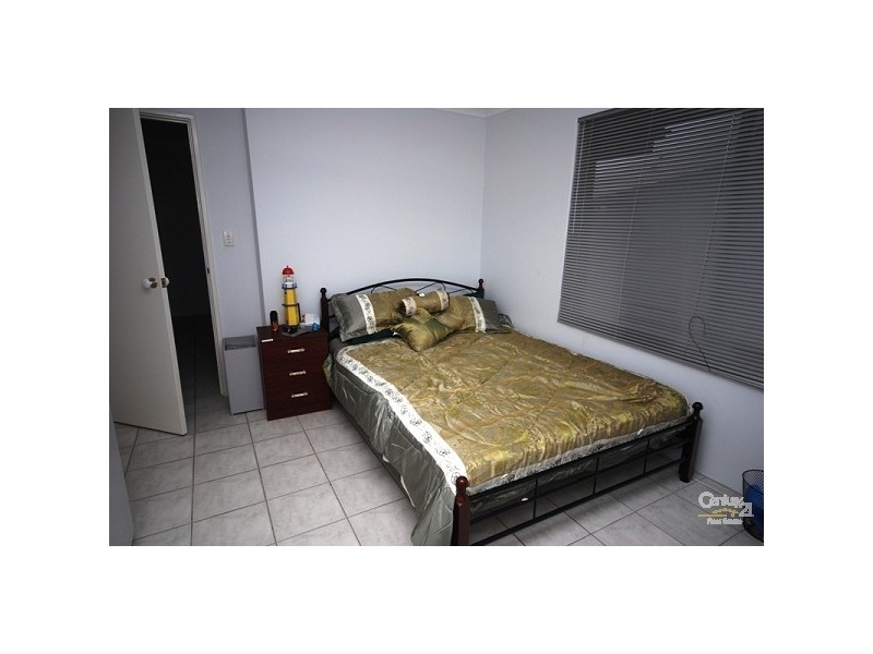 4 Dunkirk Court, Port Kennedy WA 6172