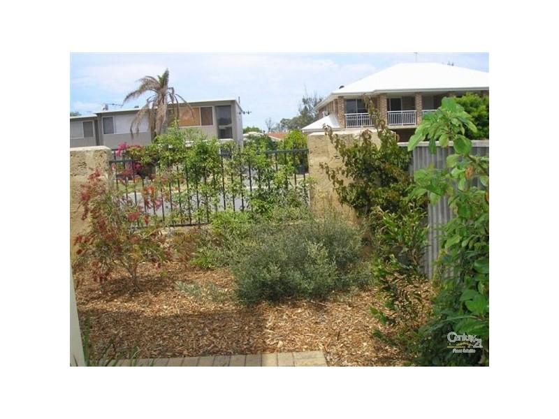 1/28 Harrison Street, Rockingham WA 6168