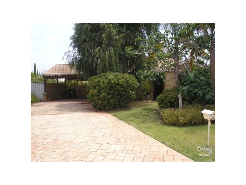 19 Karrawa Gardens, Port Kennedy WA 6172