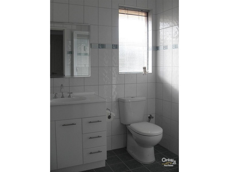 2/44 Parkin Street, Rockingham WA 6168