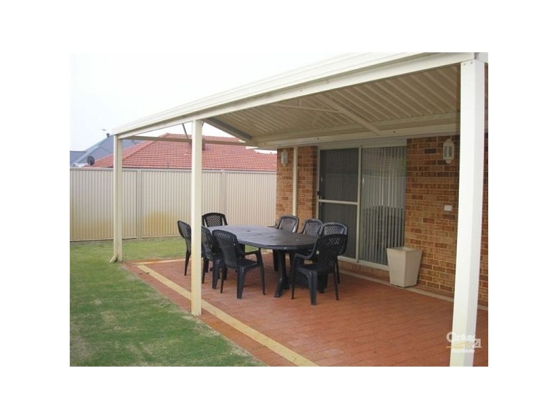 14 Mosedale Loop, Waikiki WA 6169