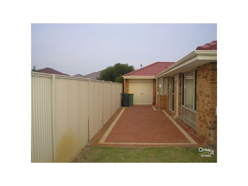 14 Mosedale Loop, Waikiki WA 6169