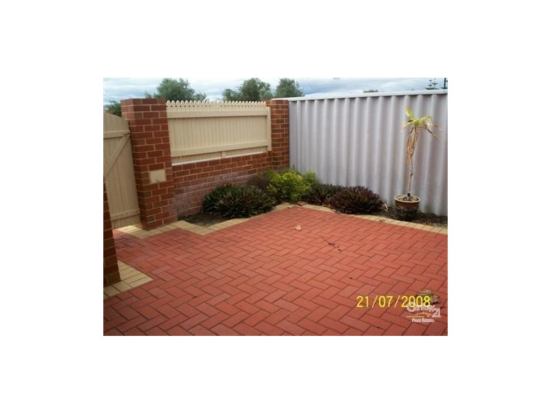 68 Council Avenue, Rockingham WA 6168