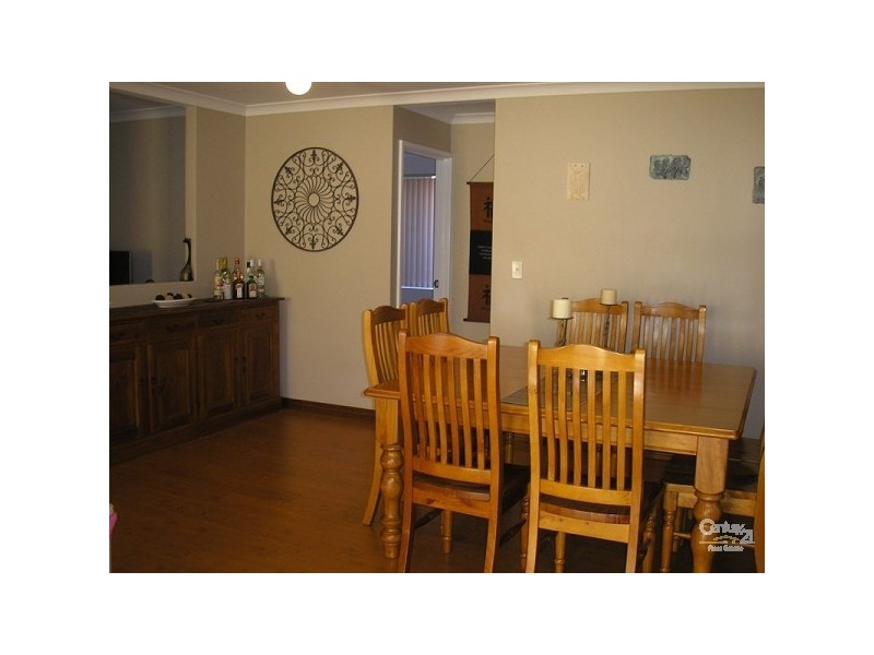 68 Gnangarra Drive, Waikiki WA 6169