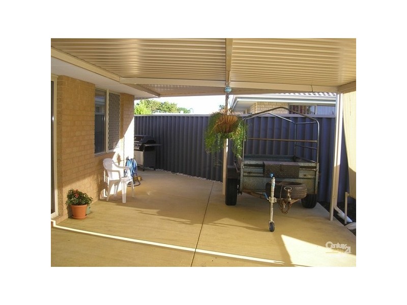 68 Gnangarra Drive, Waikiki WA 6169