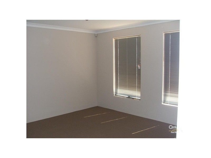 18 Fareham Crescent, Wellard WA 6170