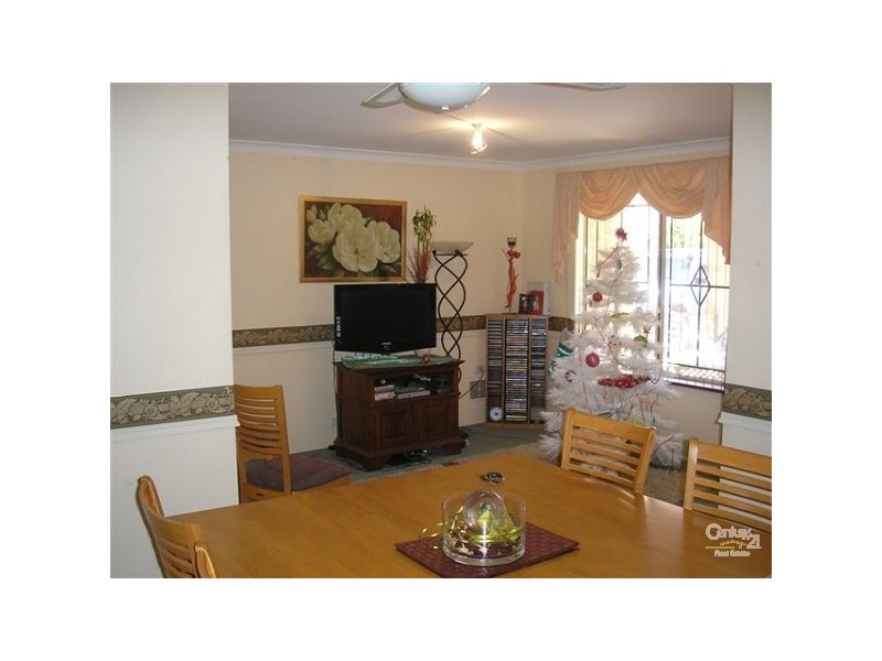 6 Lindus Mews, Warnbro WA 6169