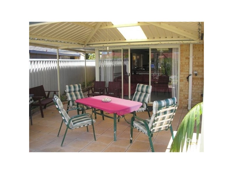 6 Lindus Mews, Warnbro WA 6169