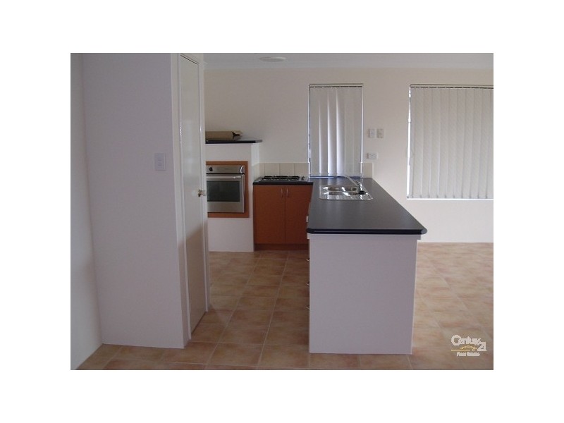 35 Benbecula Loop, Port Kennedy WA 6172