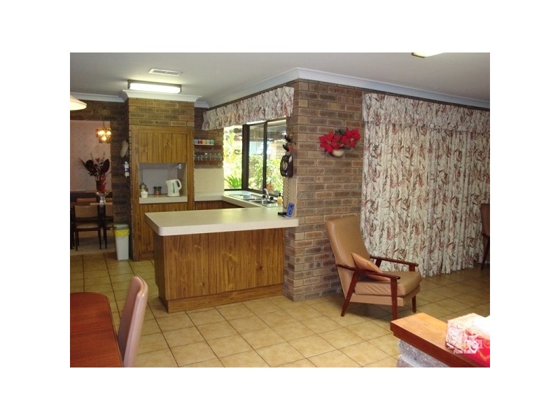 41 Caribbean Drive, Safety Bay WA 6169