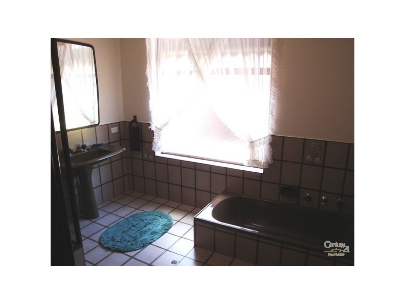 41 Caribbean Drive, Safety Bay WA 6169