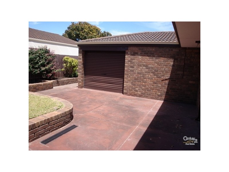 41 Caribbean Drive, Safety Bay WA 6169