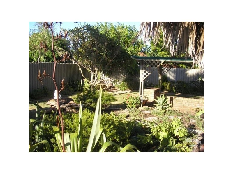 30 Malibu Road, Safety Bay WA 6169