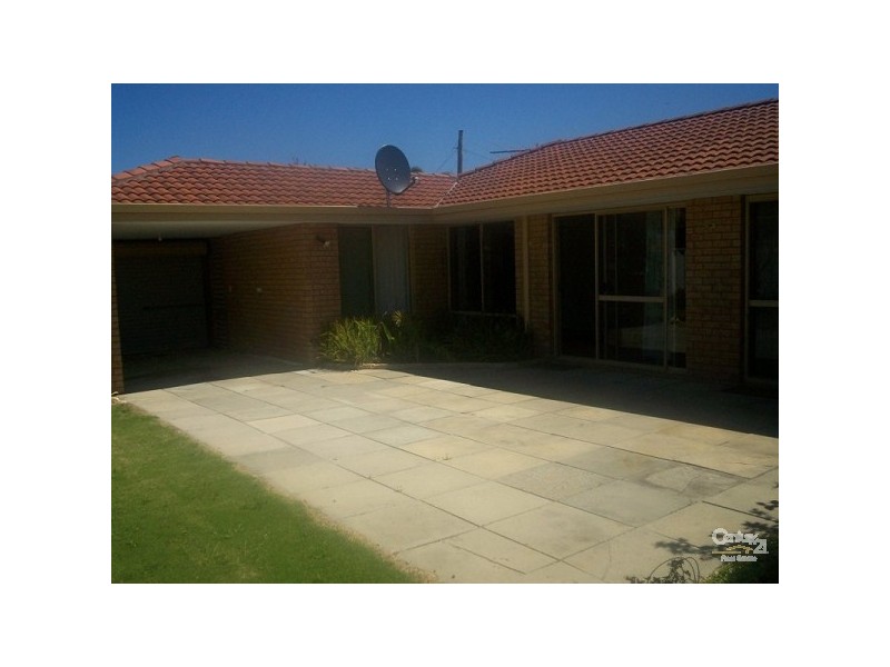 32 Minigwal Loop, Waikiki WA 6169