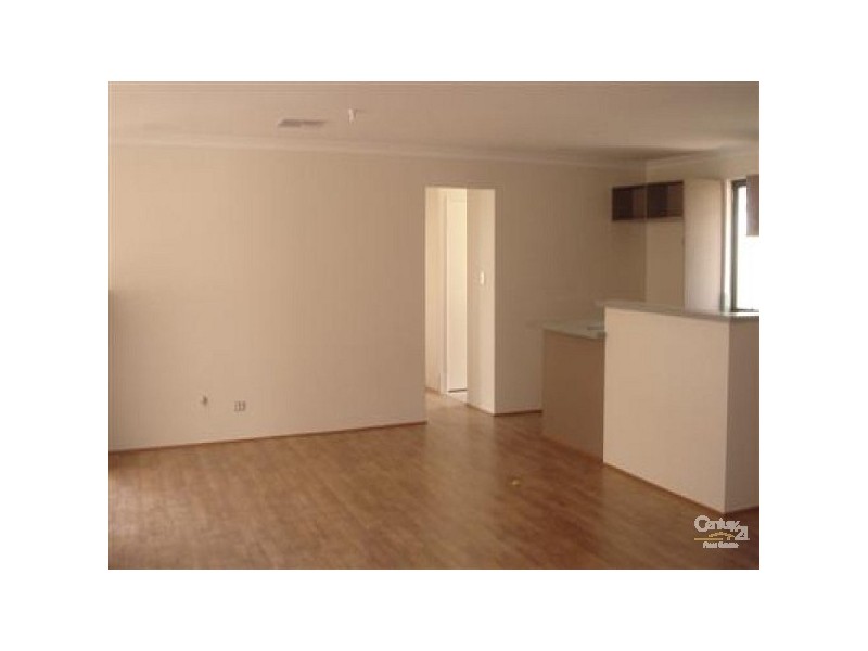 11 Cronulla Road, Secret Harbour WA 6173