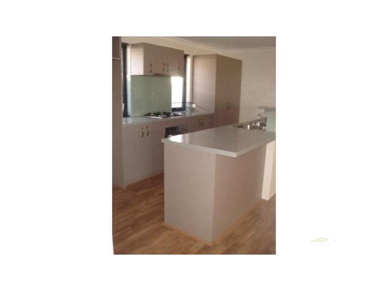 11 Cronulla Road, Secret Harbour WA 6173