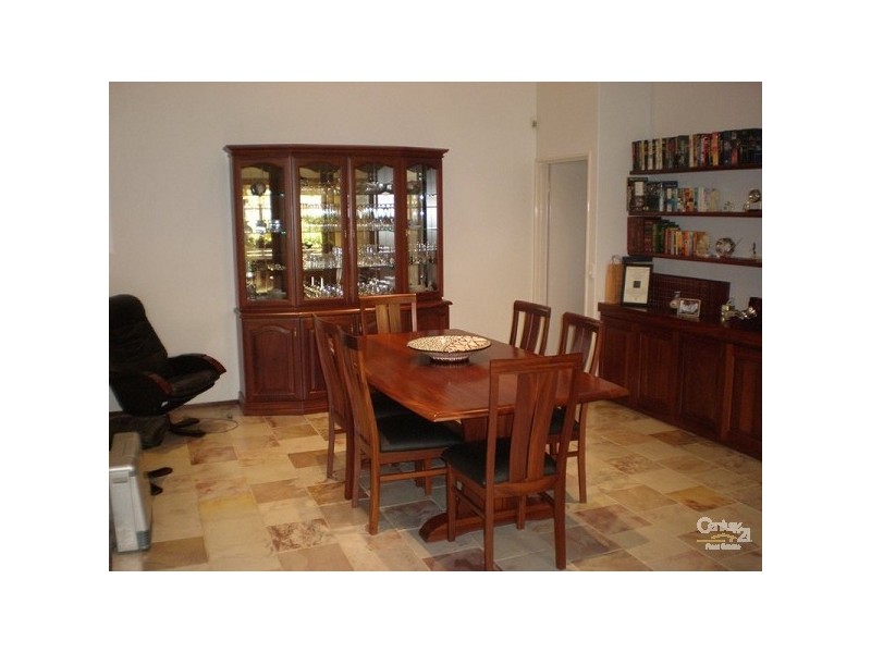 10 Meridian Mews, Waikiki WA 6169