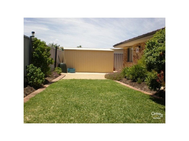 10 Meridian Mews, Waikiki WA 6169