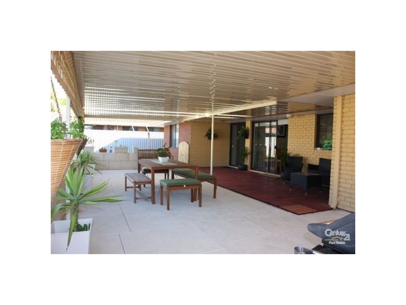 7 Pinjar Court, Waikiki WA 6169