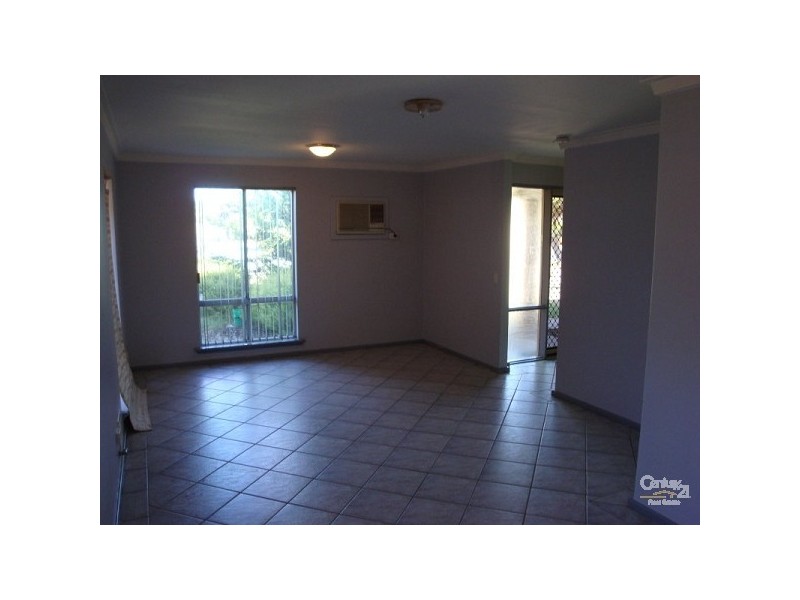 30 Arkwell Avenue, Rockingham WA 6168