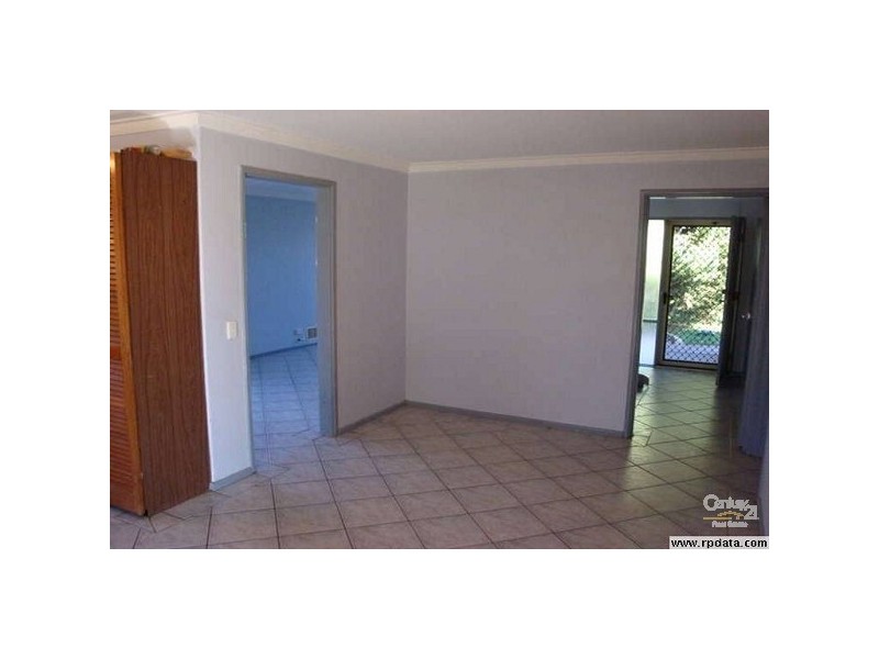 30 Arkwell Avenue, Rockingham WA 6168