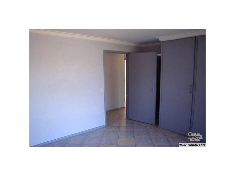 30 Arkwell Avenue, Rockingham WA 6168