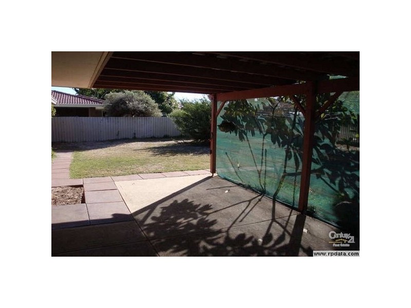 30 Arkwell Avenue, Rockingham WA 6168