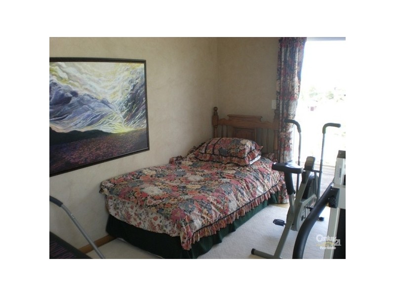 39 Fifth Avenue, Shoalwater WA 6169