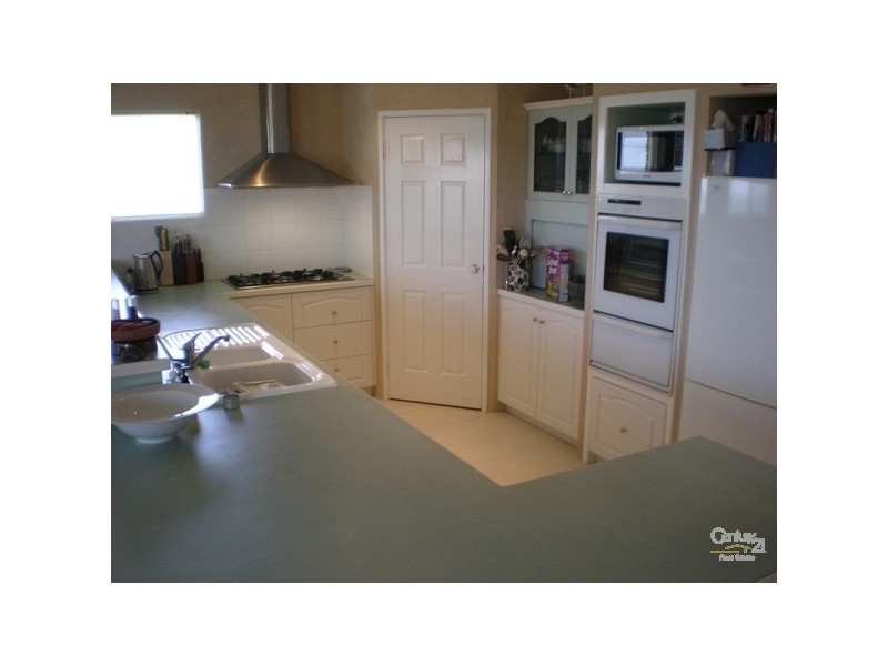 39 Fifth Avenue, Shoalwater WA 6169