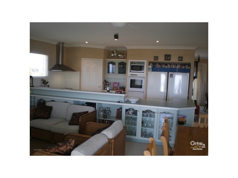 39 Fifth Avenue, Shoalwater WA 6169