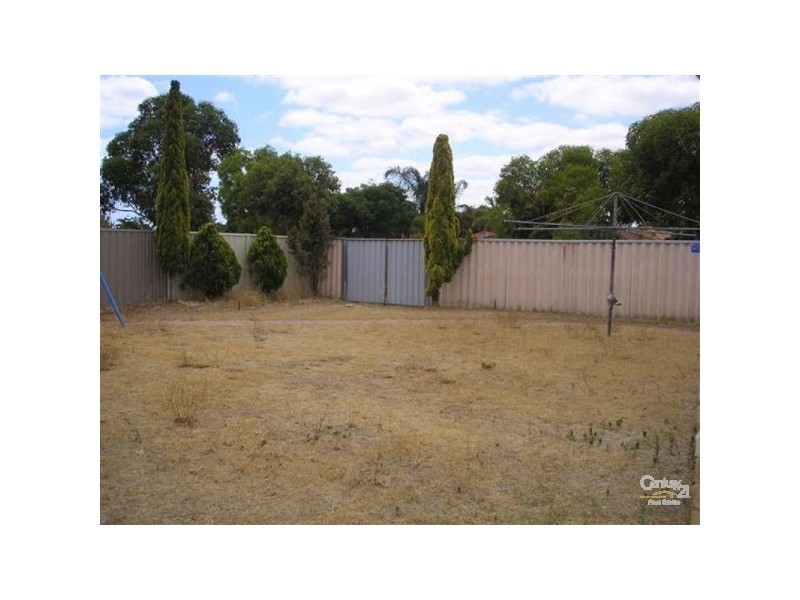 2 St Andrews Loop, Cooloongup WA 6168