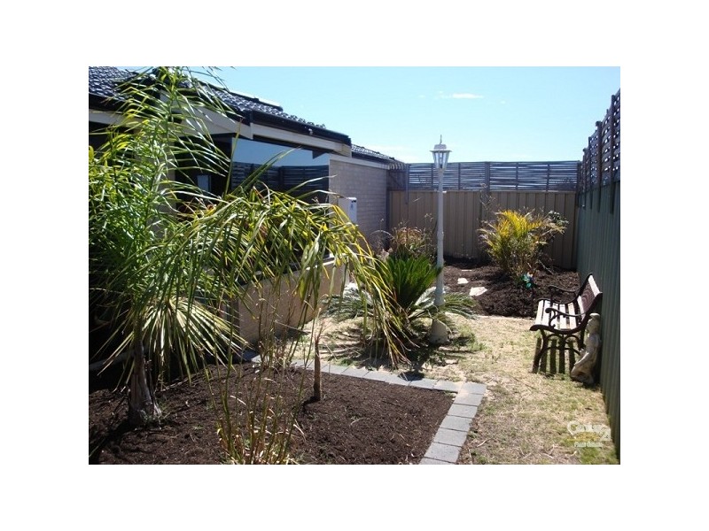 21 Carlingford Drive, Port Kennedy WA 6172
