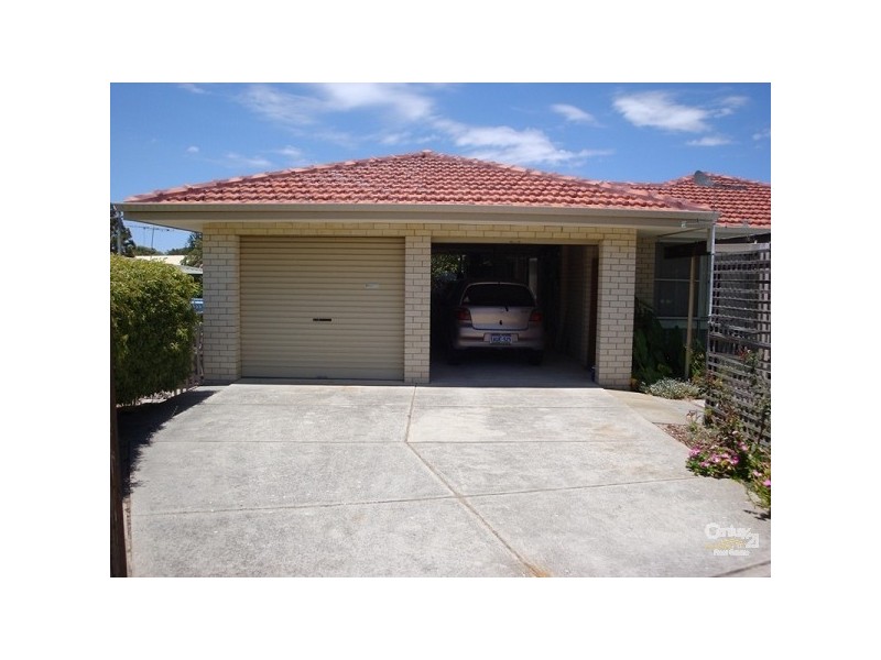 2/14b McLarty Road, Shoalwater WA 6169