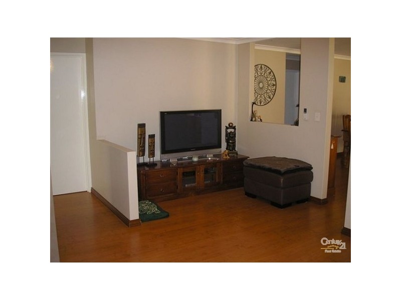 68 Gnangara Drive, Waikiki WA 6169