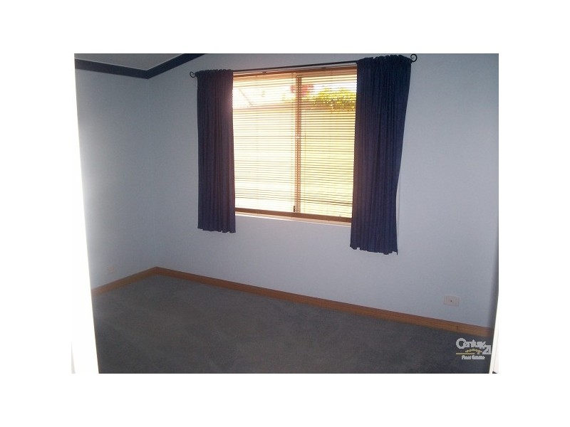 21 Ritchie Drive, Rockingham WA 6168