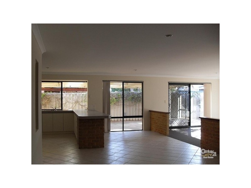 10 Ginger Court, Port Kennedy WA 6172