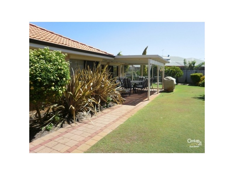 196 Fendam Sreet, Warnbro WA 6169